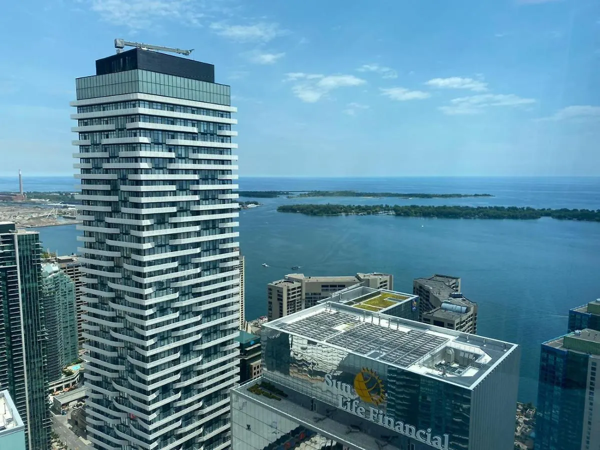 iHost Suites Ice Condo Toronto