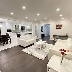 3-bedroom Modern Luxury In The Heart Of Apartment