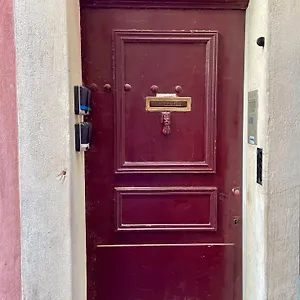 https://calanque-de-port-pin.fr-provencehotel.com