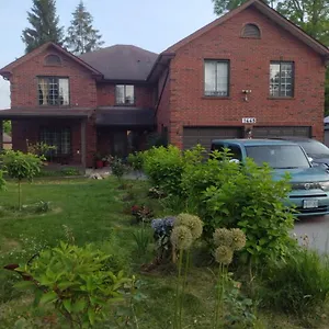 Séjour chez l'habitant Luxury At Military Trail, Toronto